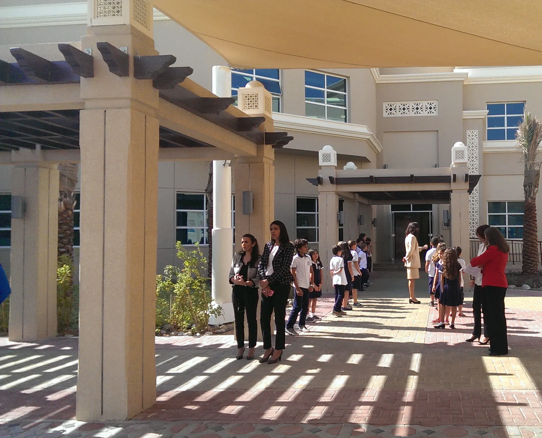 LYCÉE FRANÇAIS INTERNATIONAL GEORGES POMPIDOU 1